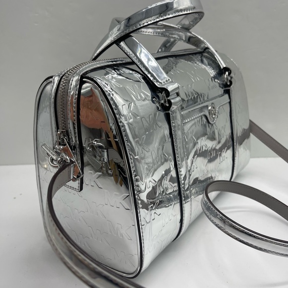 MICHAEL KORS Jet Set Medm Patent Logo Debossed Duffel Crossbody Bag
Silver
NWT - Picture 4 of 15